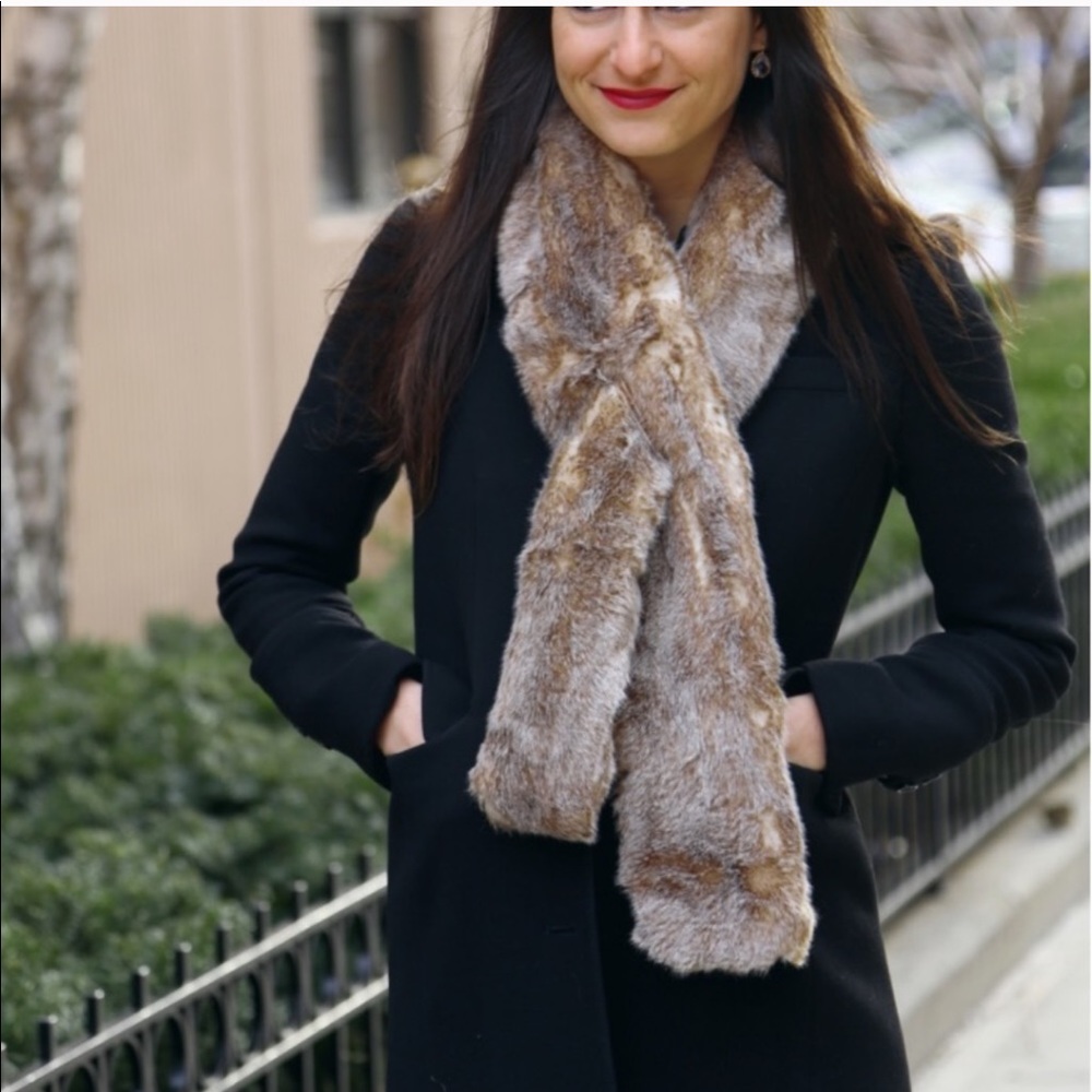 Restoration Hardware Mink Luxe Vegan Fur Scarf - Picture 2 of 9